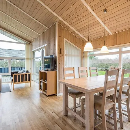 Nyaraló 6 Person In