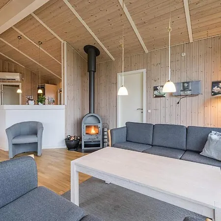 Nyaraló 6 Person In Tarm