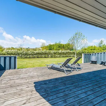 Nyaraló 6 Person In